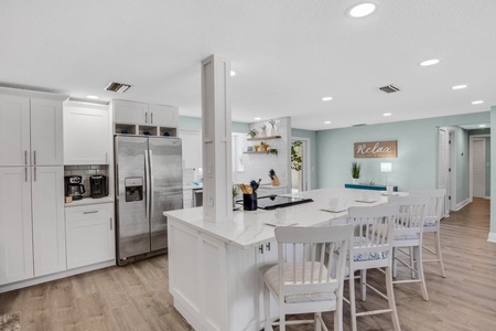 Kitchen with Island Seating