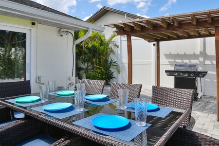 Pool Area BBQ and outdoor dining table