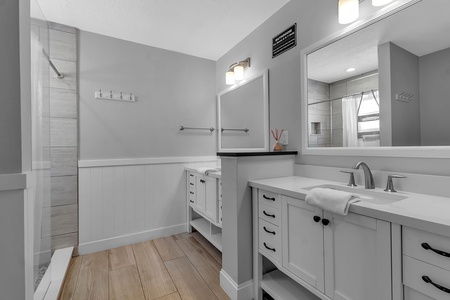 Renovated Shared Bathroom Units 6 & 7