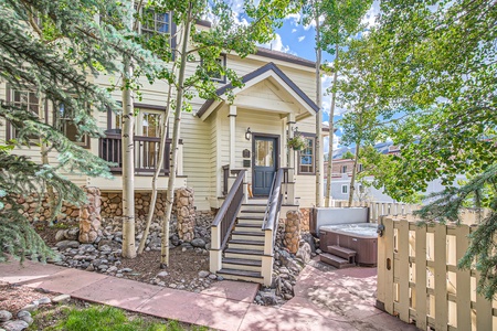 Cottage entrance in the downtown historic district