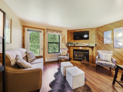Mountain Studio With Hot Tub, Sauna, and Pool