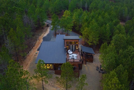 Aerial view of the Counting Stars cabin.