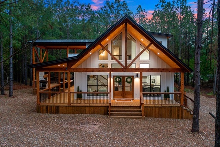 This two two bedroom and bunk loft cabin has been custom built and designed for you to have a memorable time.