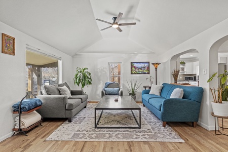 Spacious, sunny living room