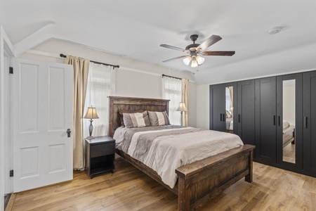 Guest bedroom 1