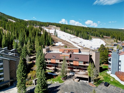 Spruce Lodge backs right up to Center Village Ski slopes.