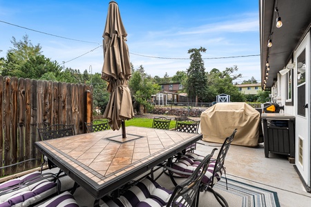 Outdoor Dining Table With Seating And Umbrella