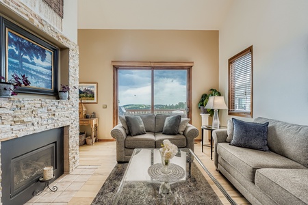 Welcome to Chimney Creek!