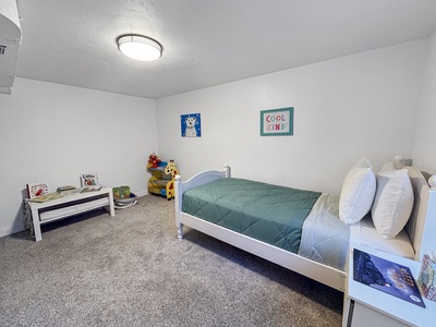 Kid's bedroom with play area