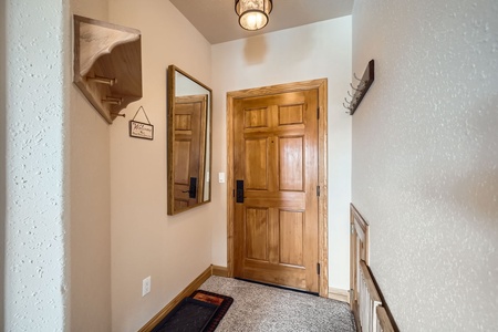 22714 US Hwy 6 Unit 5959 - Web Quality - 004 - 04 Foyer