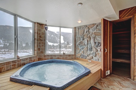 Private hot tub