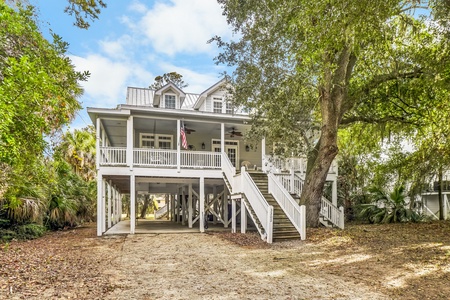 Welcome to Sea Suite on the beautiful, secluded Edisto Island!