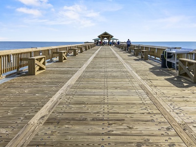 Walk to the new Folly pier Walk to the new Folly pier 