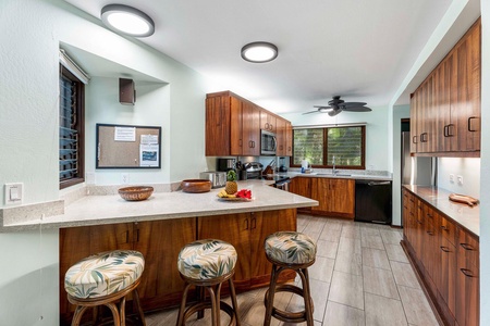 Breakfast Bar and Well-Appointed Kitchen