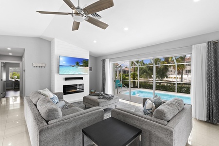 Living Room Lanai Access