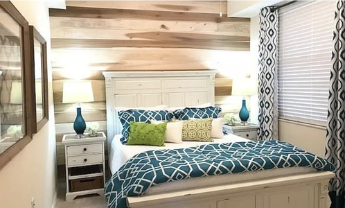 Queen  2nd Bedroom