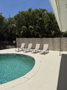 4 Loungers Full Sun