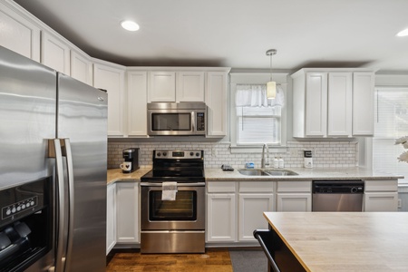 32-web-or-mls-1508 Litton Ave - 032