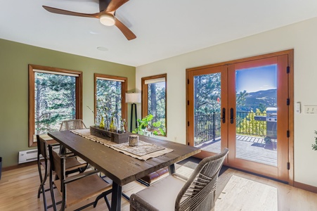 Dining with Mountain Views