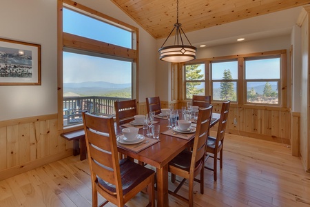 Spacious dining area, views!