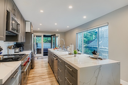 Gourmet Kitchen