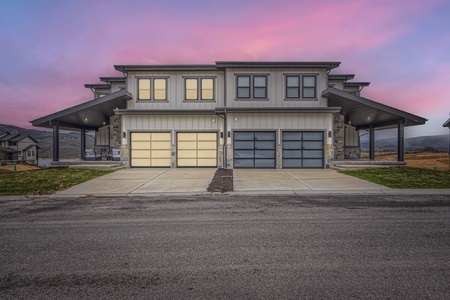 Lovely New Construction Neighborhood!