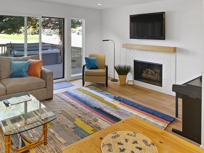 Spacious and Fun Living Room