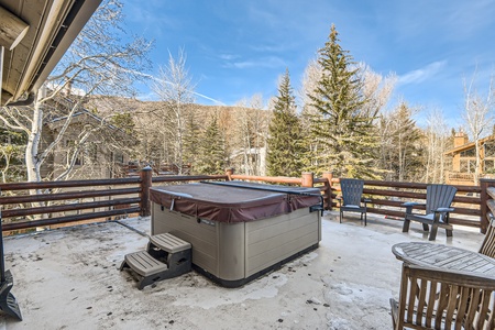 Private Hot Tub with Views