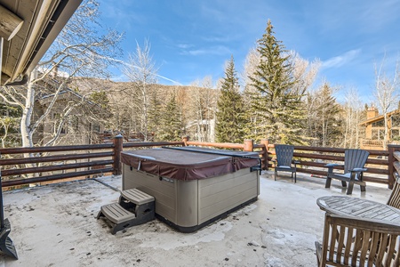 Private Hot Tub with Views