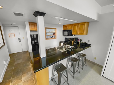 Kitchen with Breakfast Bar