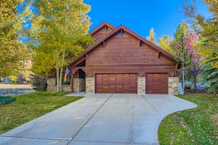 2665 Telemark Drive Exterior