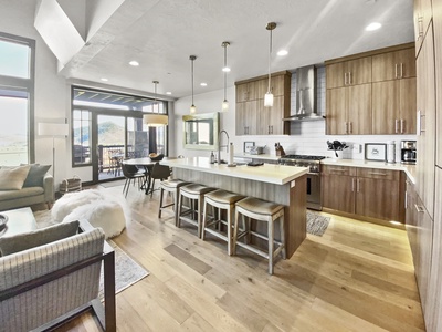 Fantastic Kitchen Island with Extra Dining Seats!