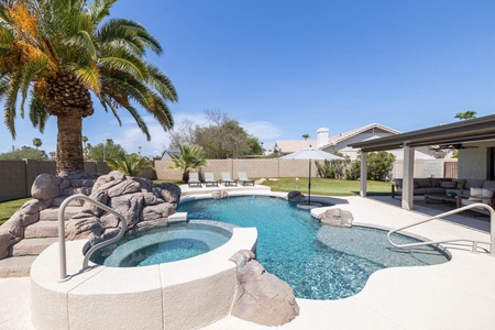 Complimentary Heated Pool and Hot Tub