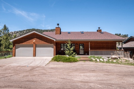 Cascade Estes Park Exterior view of the home with two car garage