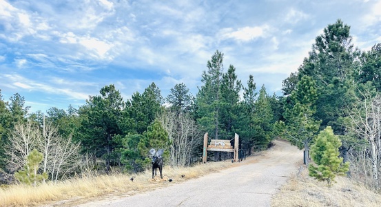 H7 at Hope Mountain Estes Park, Entrance off of Highway 7 