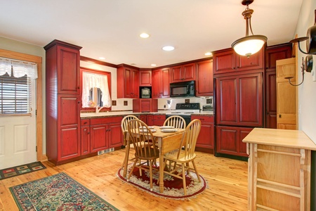 Dine in kitchen. Laundry in closet in the kitchen. 