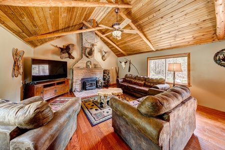 Longs Peak Cabin Estes Park, As you walk through the front door, into the family room.