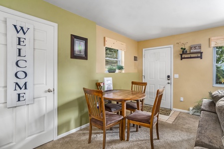 Dining area with seating for 4