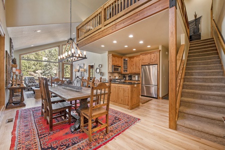 Fall River Retreat in Estes Park, Beautiful open floor concept as you walk in to this condo.