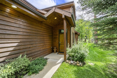 Elk River Cabin Exterior of property, and front door.