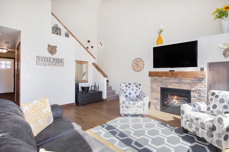 Open living room concept, featuring high ceilings.