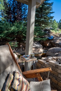 Morning coffee by the fountain 5 minutes to NAU