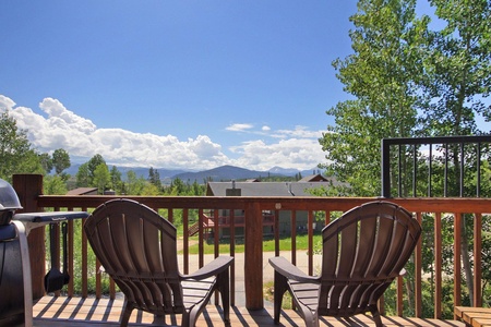 Private deck with great views and features BBQ Grill off of living room.