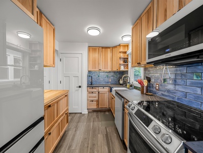 Gorgeous fully equipped kitchen
