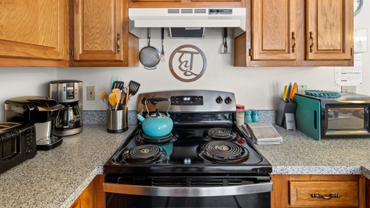 Fully stocked kitchen for home cooked meals after time on the mountain