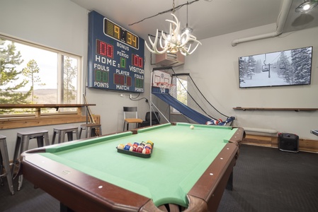 Game Room  Pool Table, pop a shot, everyone in your group will be entertained