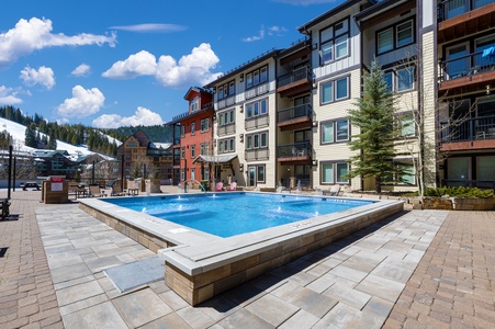 New updated Founders Point Hot Tub!