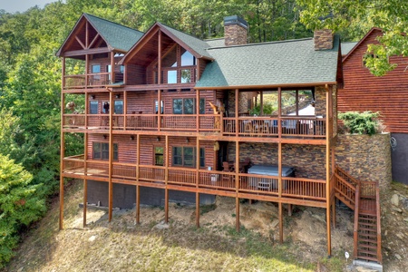 Grand Bluff Retreat- Exterior view of the backside of the cabin