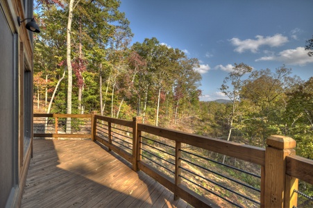 Cedar Ridge- Entry level deck area with mountain views