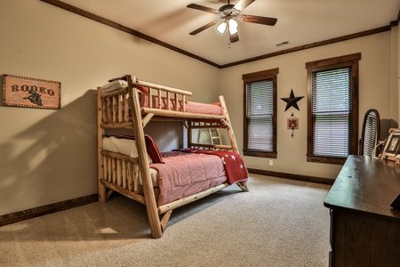 Elk Horn - Bunk Room